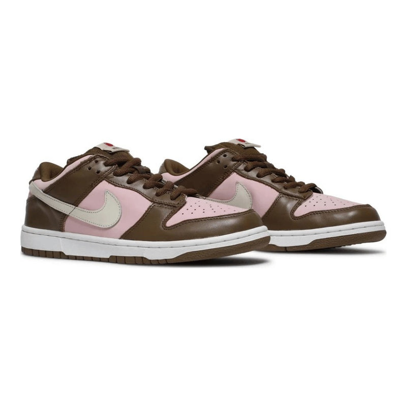 Nike SB Dunk Low Stussy Cherry