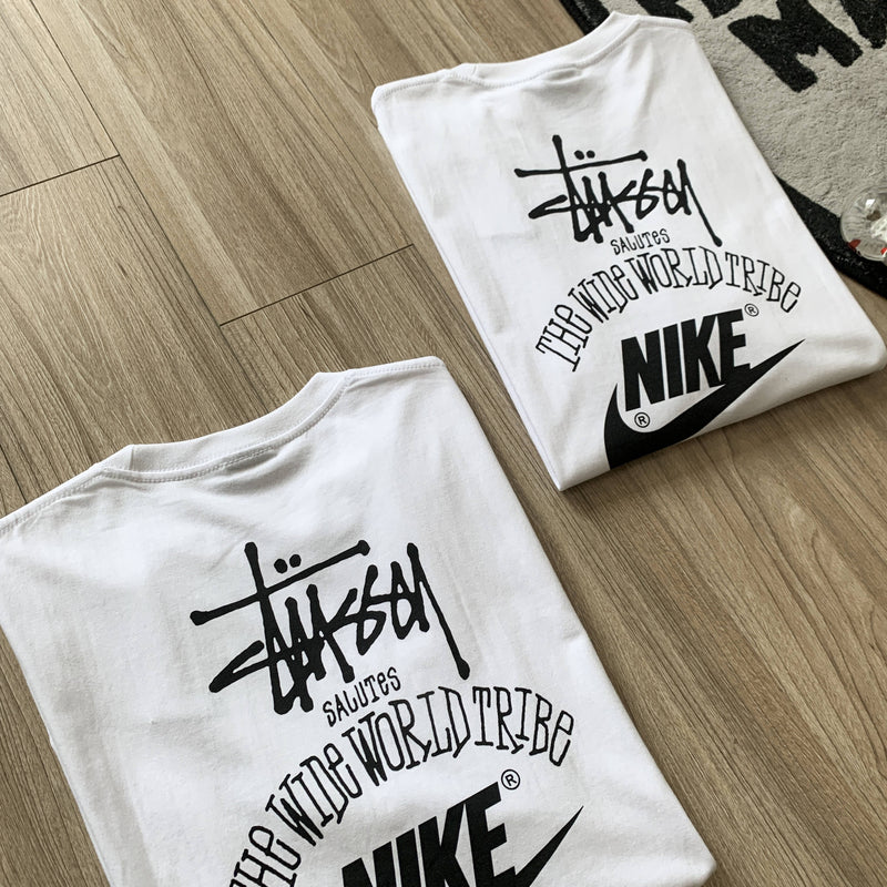 Camiseta Nike x Stussy "The Wide World Tribe"