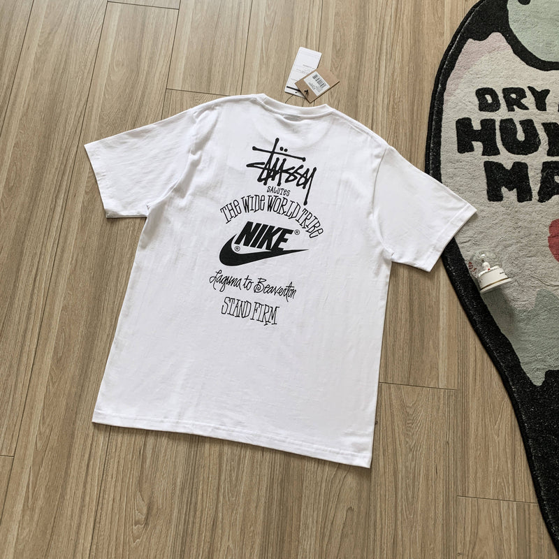 Camiseta Nike x Stussy "The Wide World Tribe"